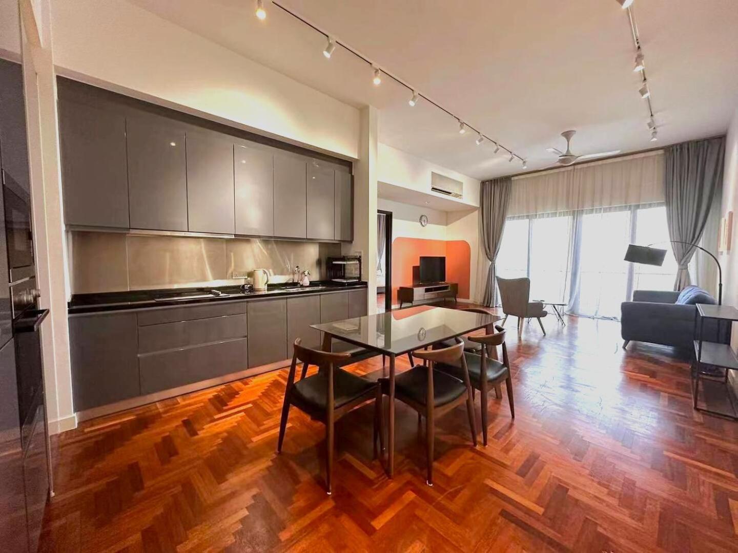 The Mews Klcc Apartment Kuala Lumpur Exterior photo